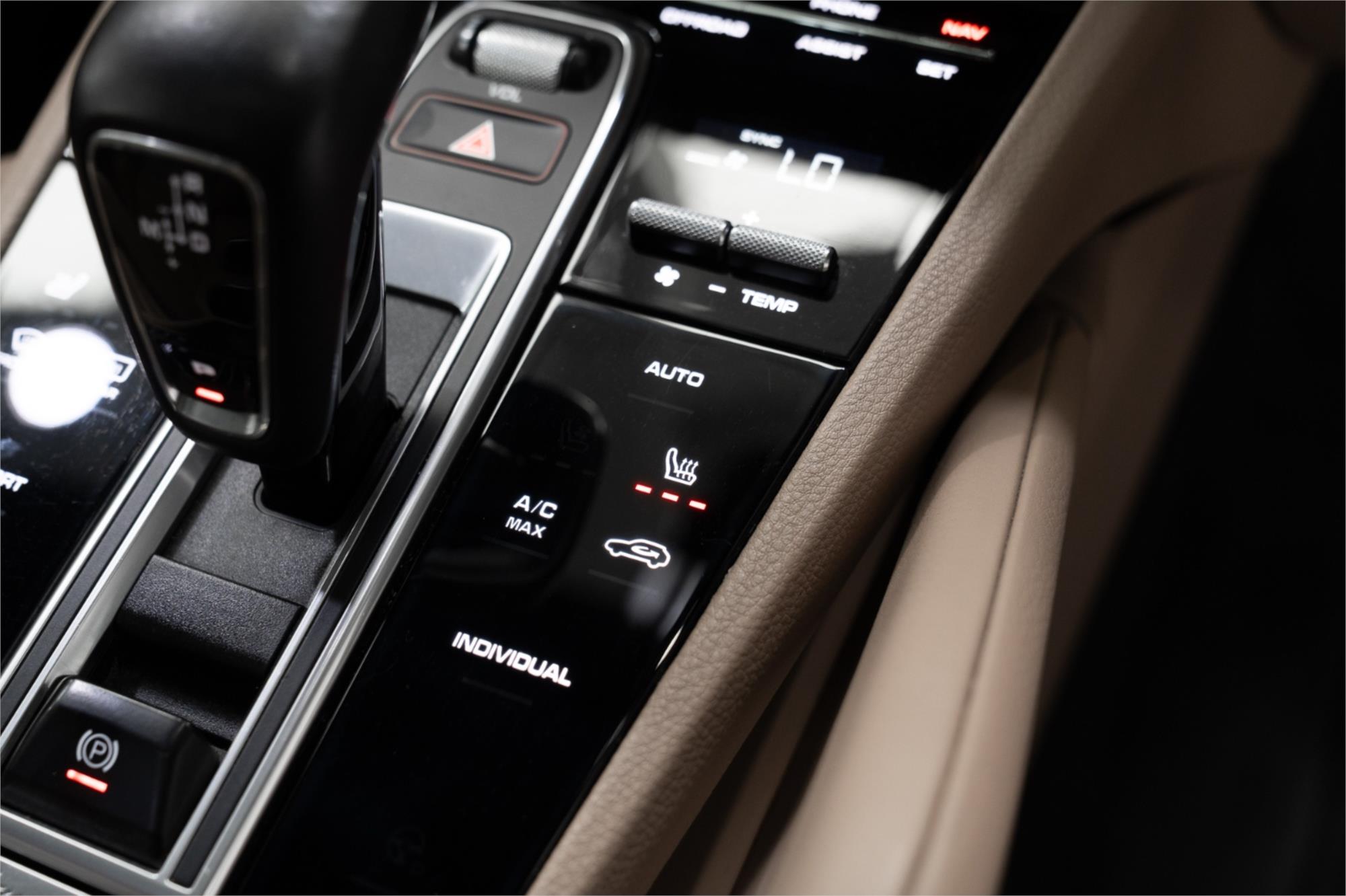 2019 PORSCHE CAYENNE 9YA MY19 8 SP AUTOMATIC TIPTRONIC 4D WAGON
