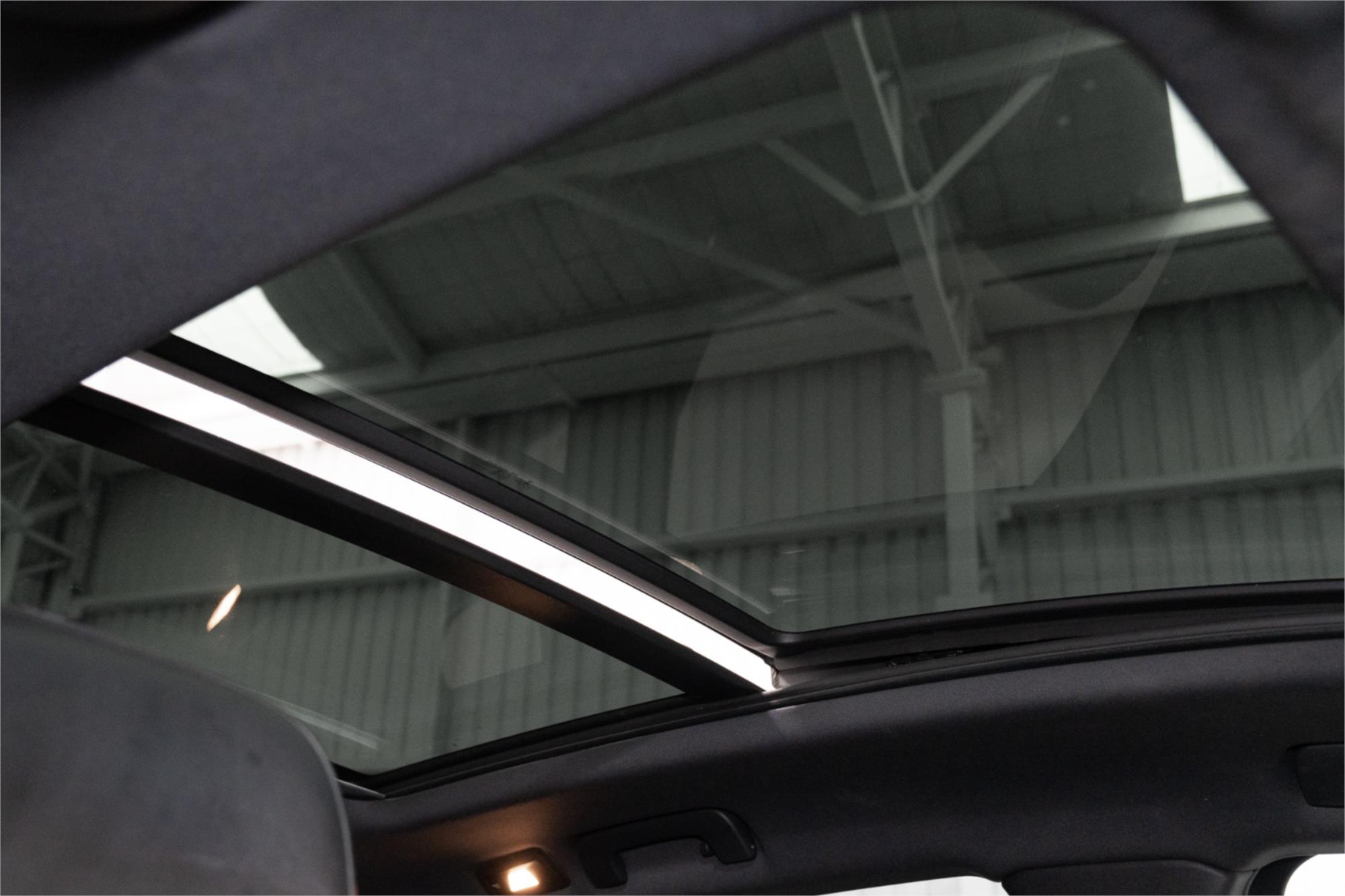 2019 PORSCHE MACAN 95B MY19 7 SP AUTO DUAL CLUTCH 4D WAGON
