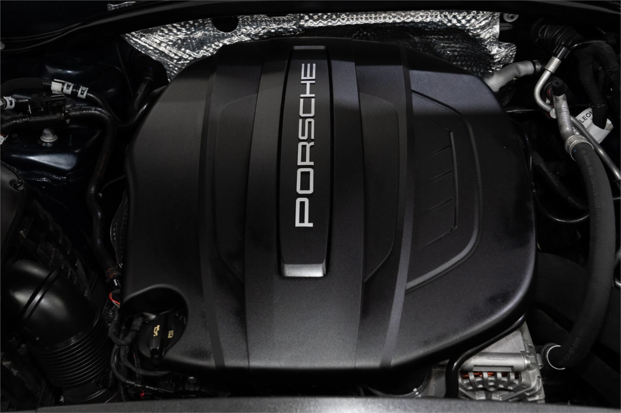2019 PORSCHE MACAN 95B MY19 7 SP AUTO DUAL CLUTCH 4D WAGON