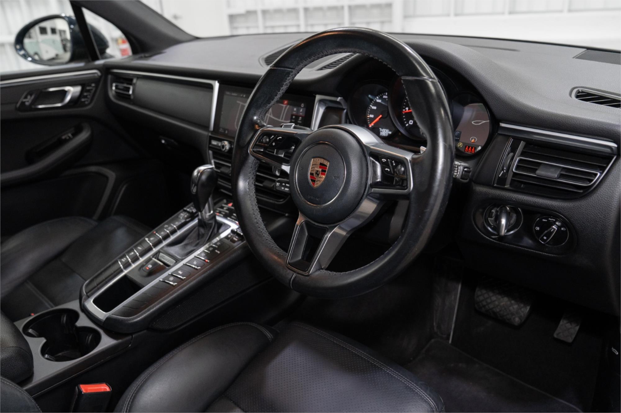 2019 PORSCHE MACAN 95B MY19 7 SP AUTO DUAL CLUTCH 4D WAGON