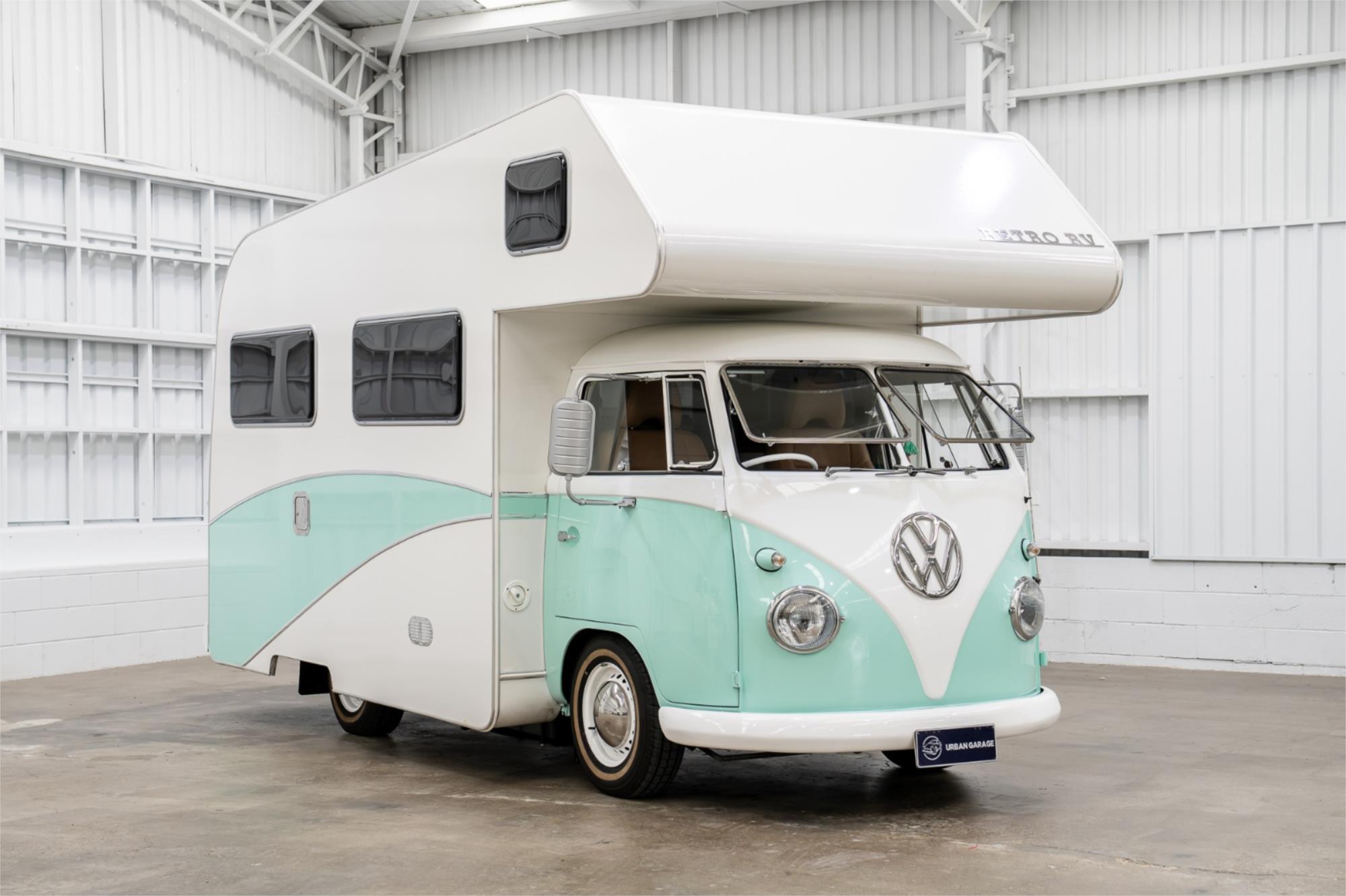 1975 VOLKSWAGEN KOMBI 4 SP MANUAL CAMPER
