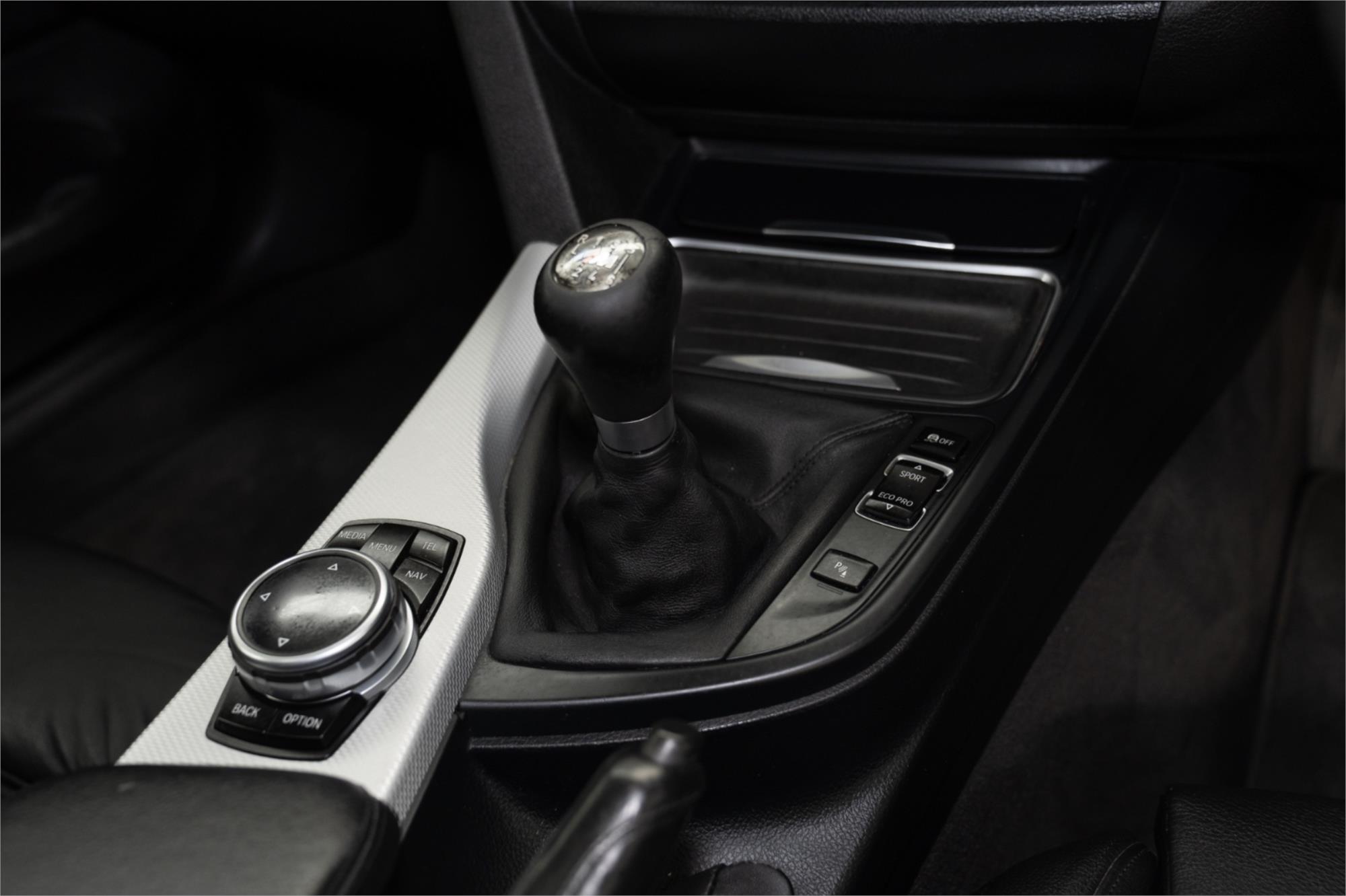 2014 BMW 4 F32 MY15 20I SPORT LINE 6 SP MANUAL SEDAN