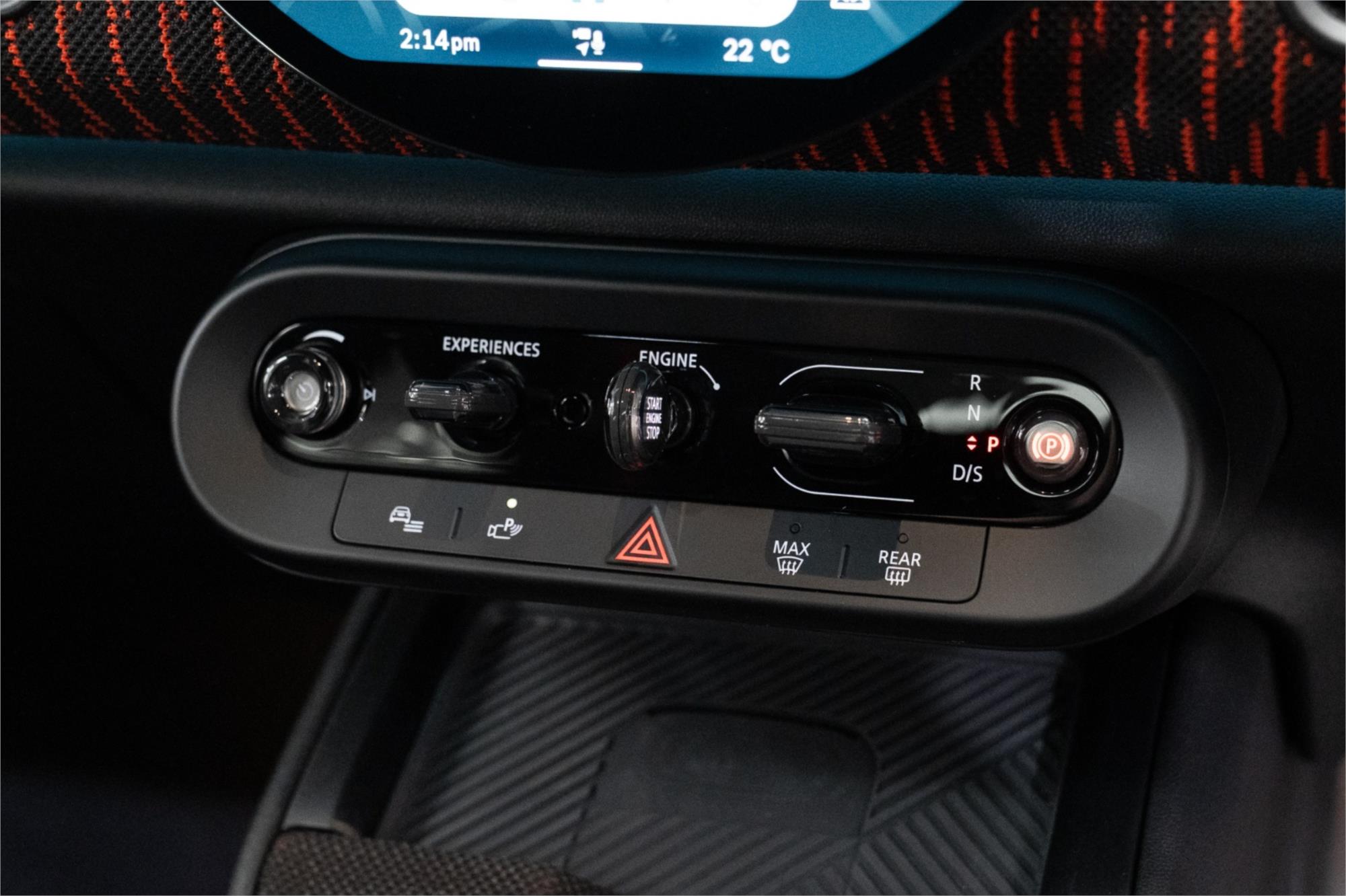 2025 MINI COUNTRYMAN U25 UPDATE JCW ALL4 FAVOURED 7 SP AUTO DUAL CLUTCH 5D WAGON