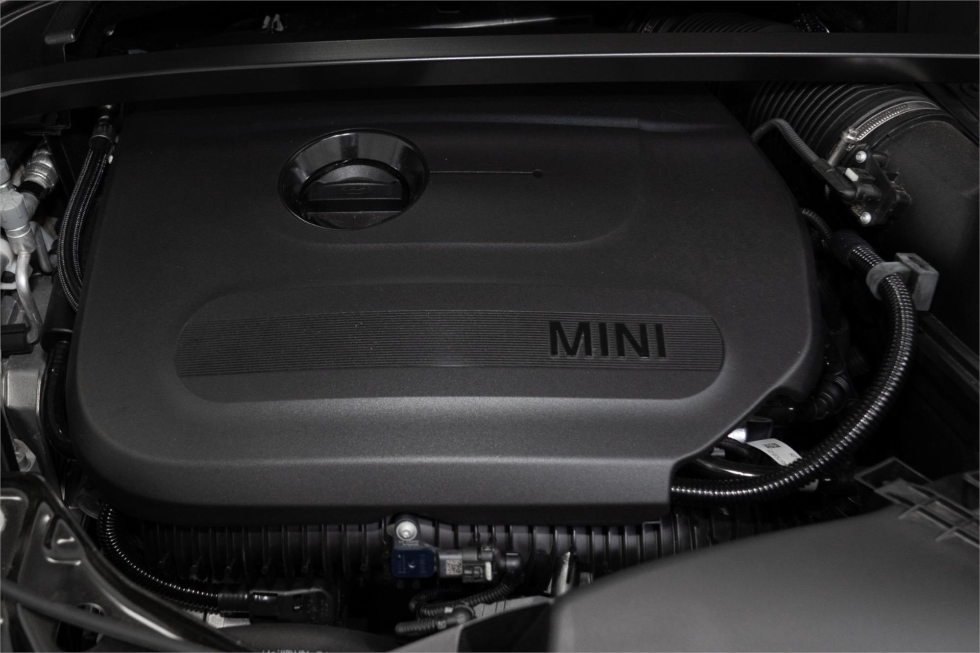 2025 MINI COUNTRYMAN U25 UPDATE JCW ALL4 FAVOURED 7 SP AUTO DUAL CLUTCH 5D WAGON