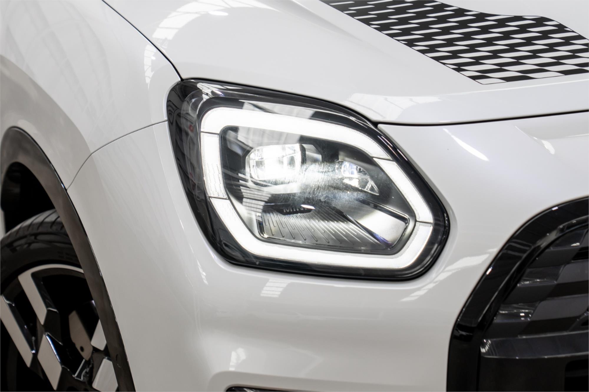 2025 MINI COUNTRYMAN U25 UPDATE JCW ALL4 FAVOURED 7 SP AUTO DUAL CLUTCH 5D WAGON