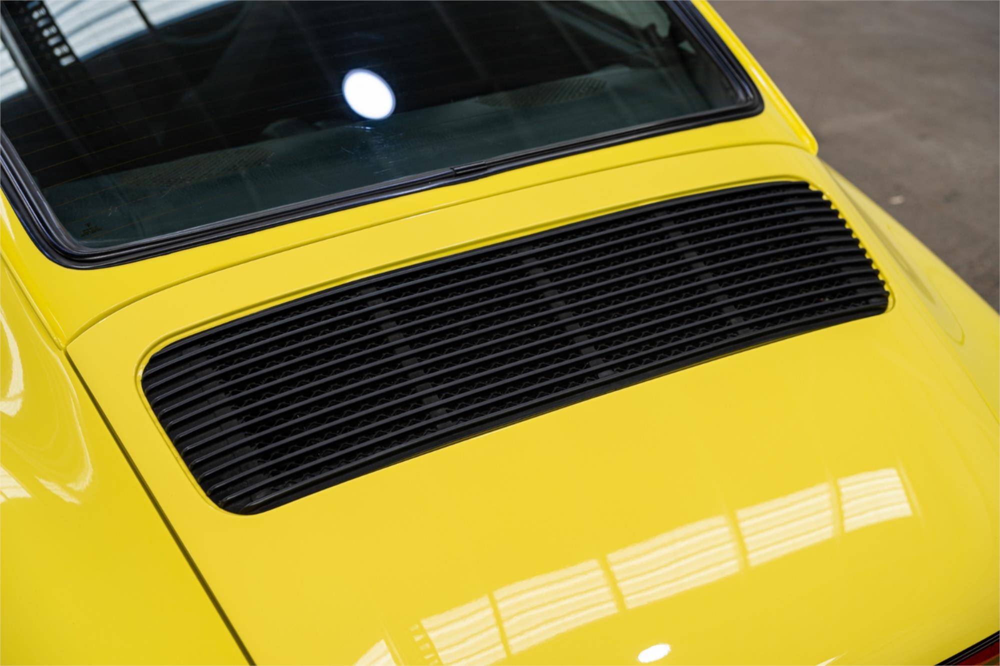 1977 PORSCHE 911 2.7 SEMI AUTOMATIC 2D COUPE