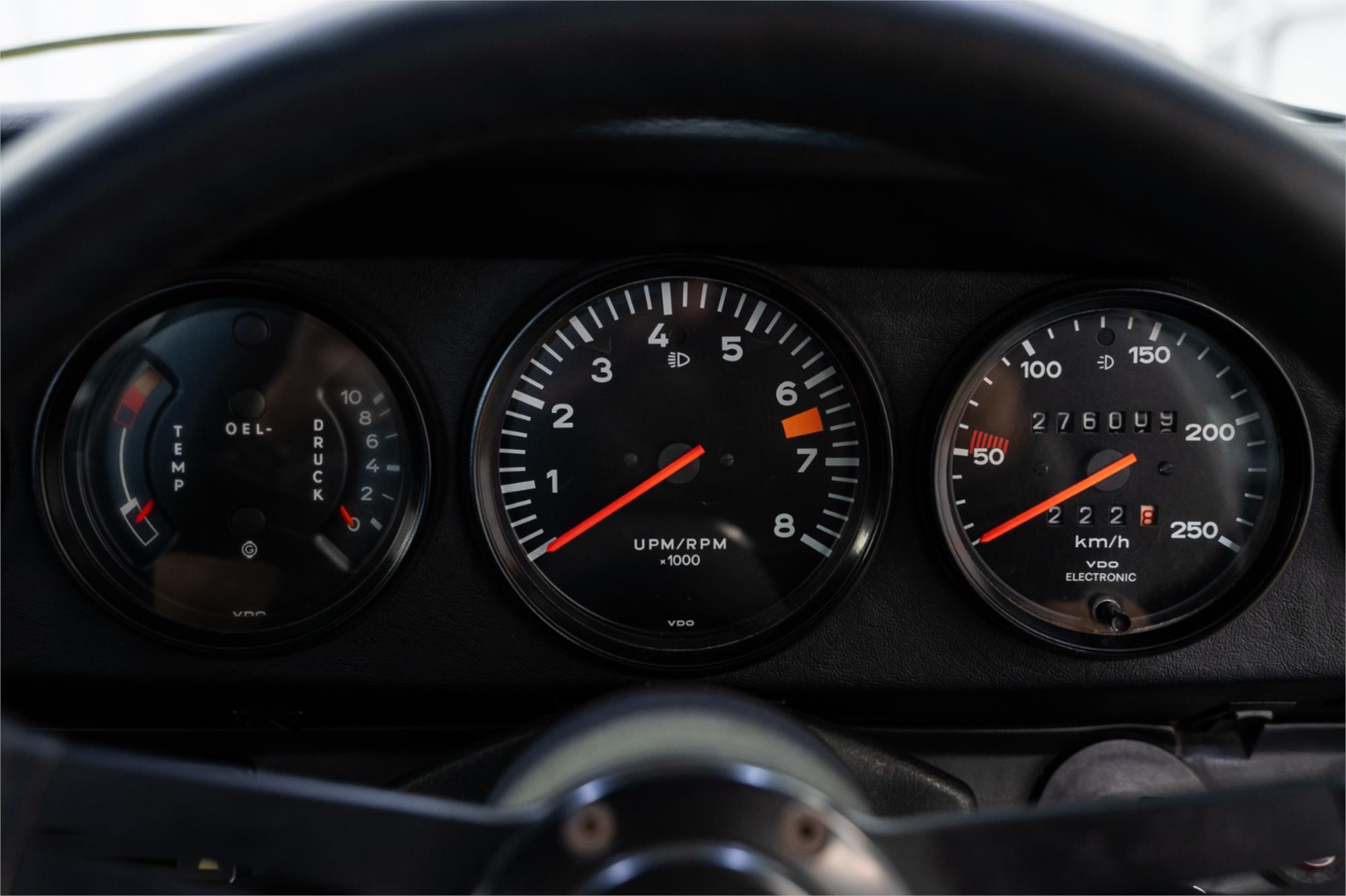 1977 PORSCHE 911 2.7 SEMI AUTOMATIC 2D COUPE