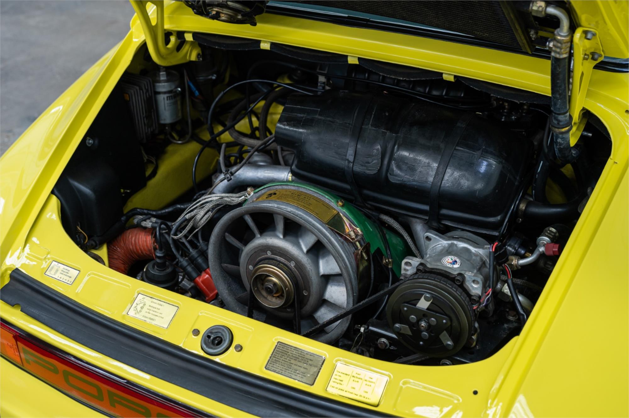 1977 PORSCHE 911 2.7 SEMI AUTOMATIC 2D COUPE