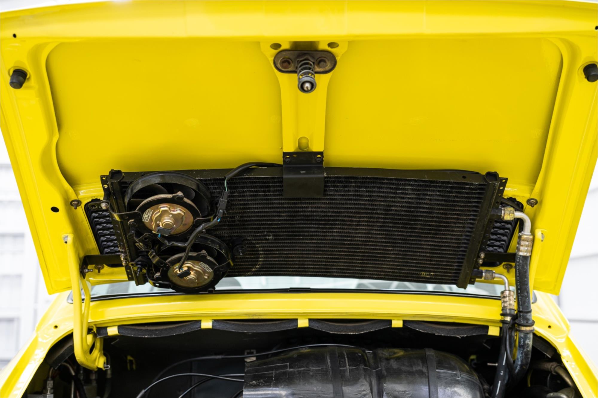 1977 PORSCHE 911 2.7 SEMI AUTOMATIC 2D COUPE