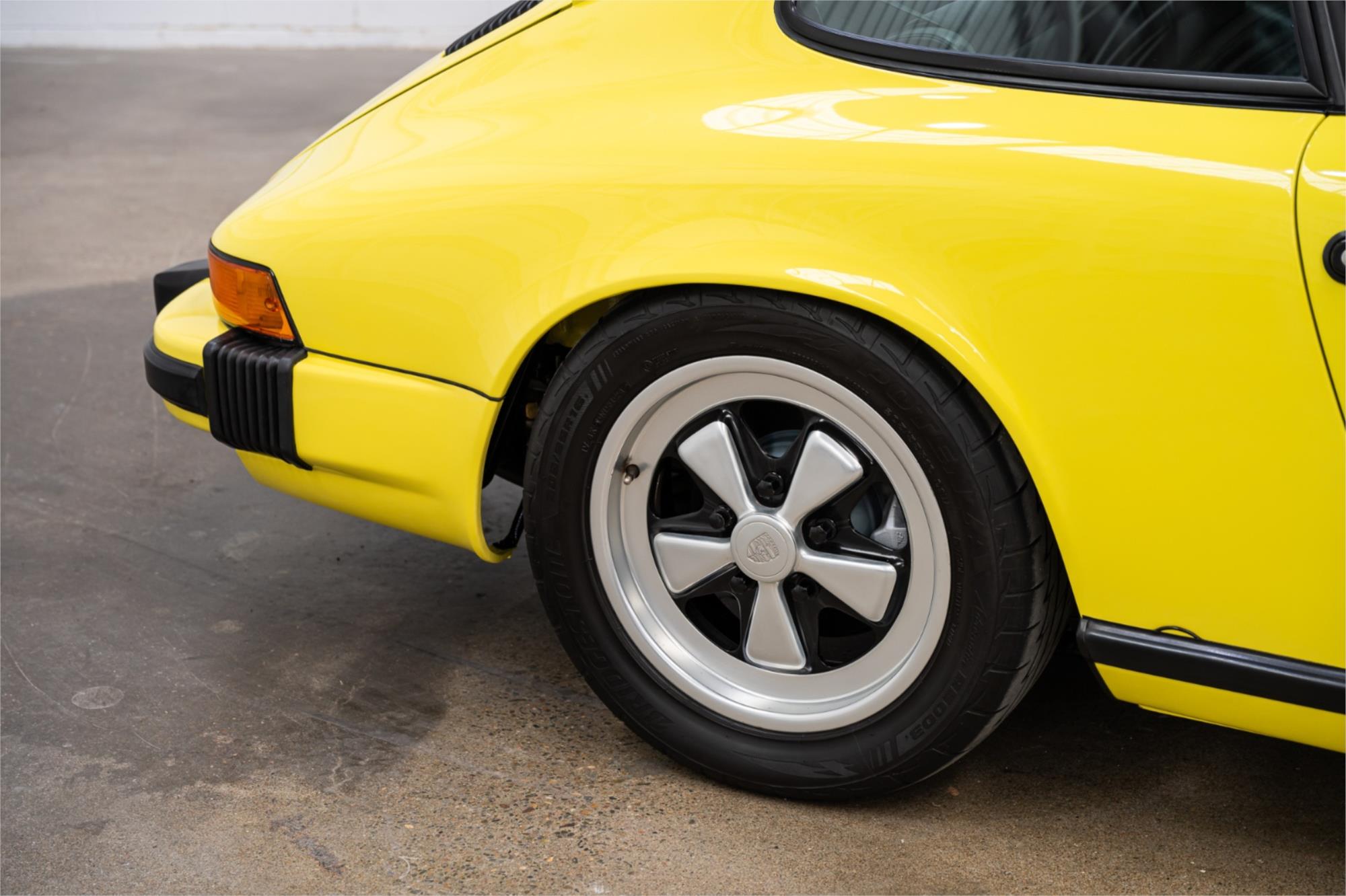 1977 PORSCHE 911 2.7 SEMI AUTOMATIC 2D COUPE