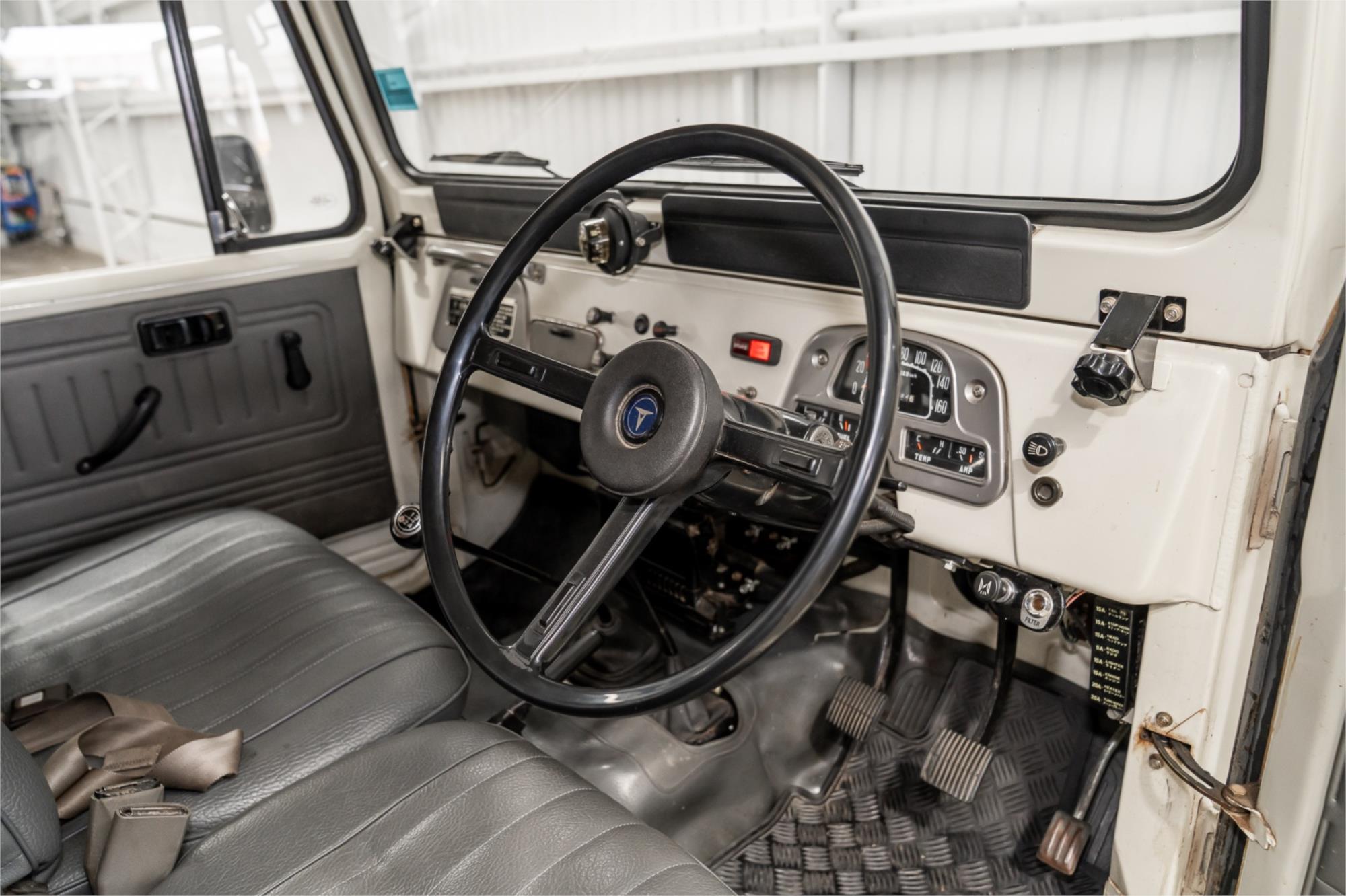 1980 TOYOTA LANDCRUISER SWB (4x4) 4 SP MANUAL 4X4 2D HARDTOP