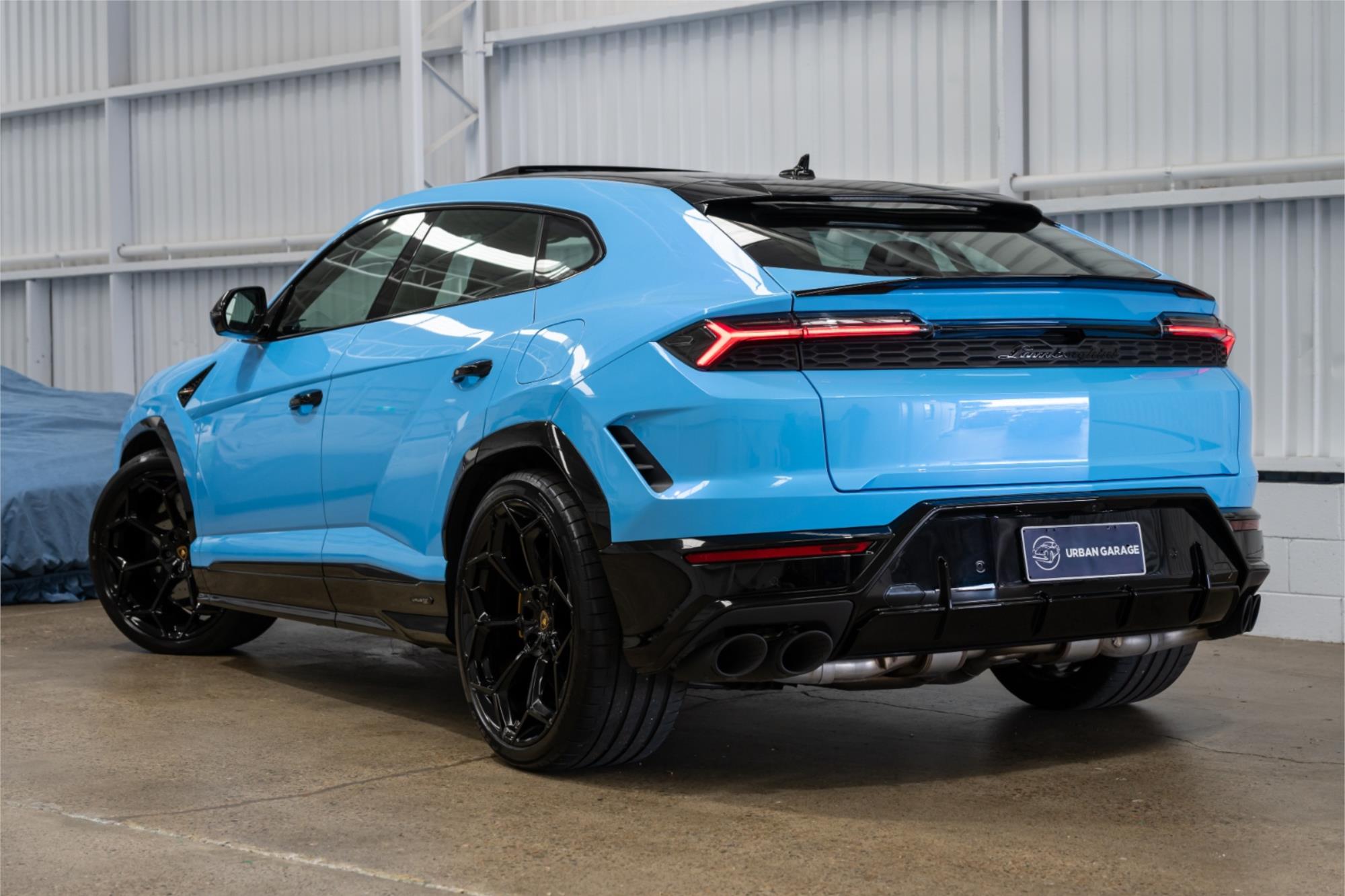 2025 LAMBORGHINI URUS 636 MY24 SE 8 SP AUTOMATIC 4D COUPE