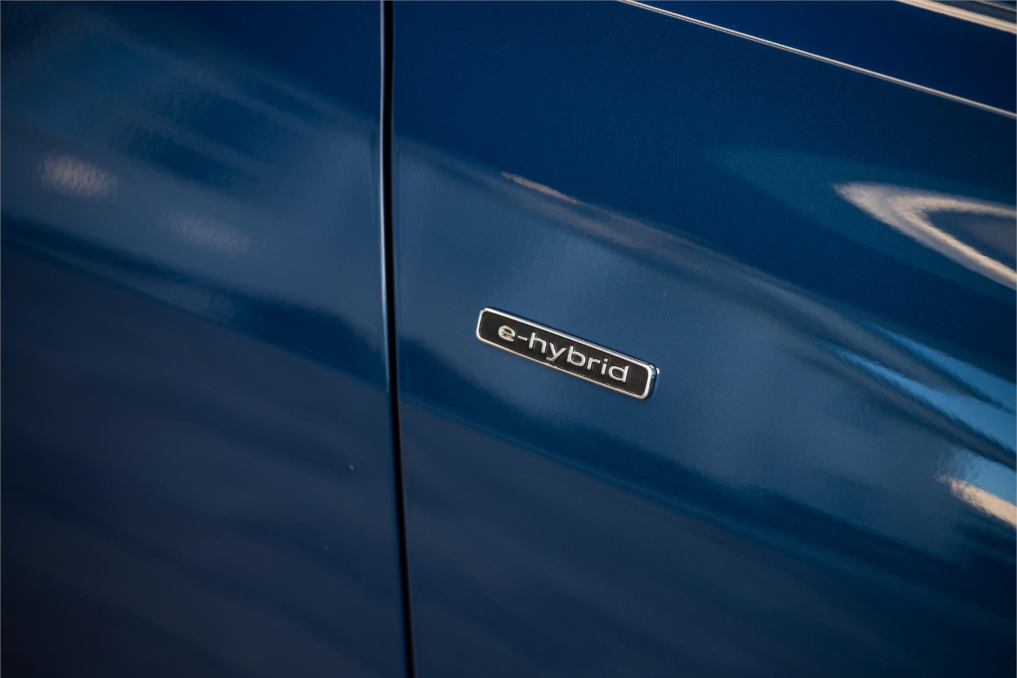 2025 AUDI A5 FU MY25 E-HYBRID QUATTRO (PHEV) 7SP AUTO S-TRONIC DUAL CL 4D SEDAN