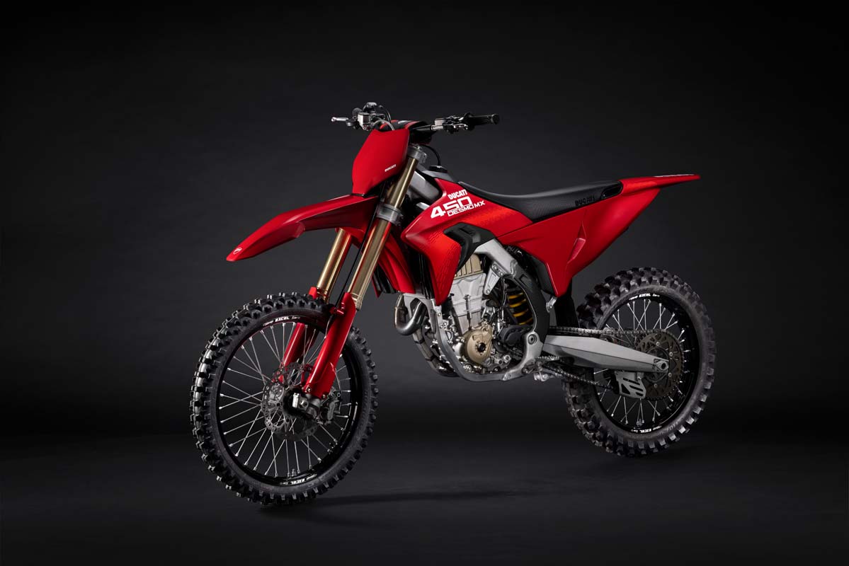 Ducati Desmo450 MX arrives