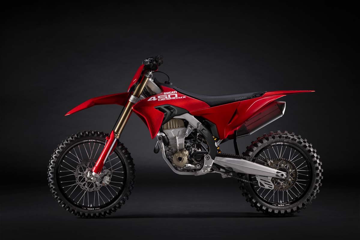 Ducati Desmo450 MX arrives