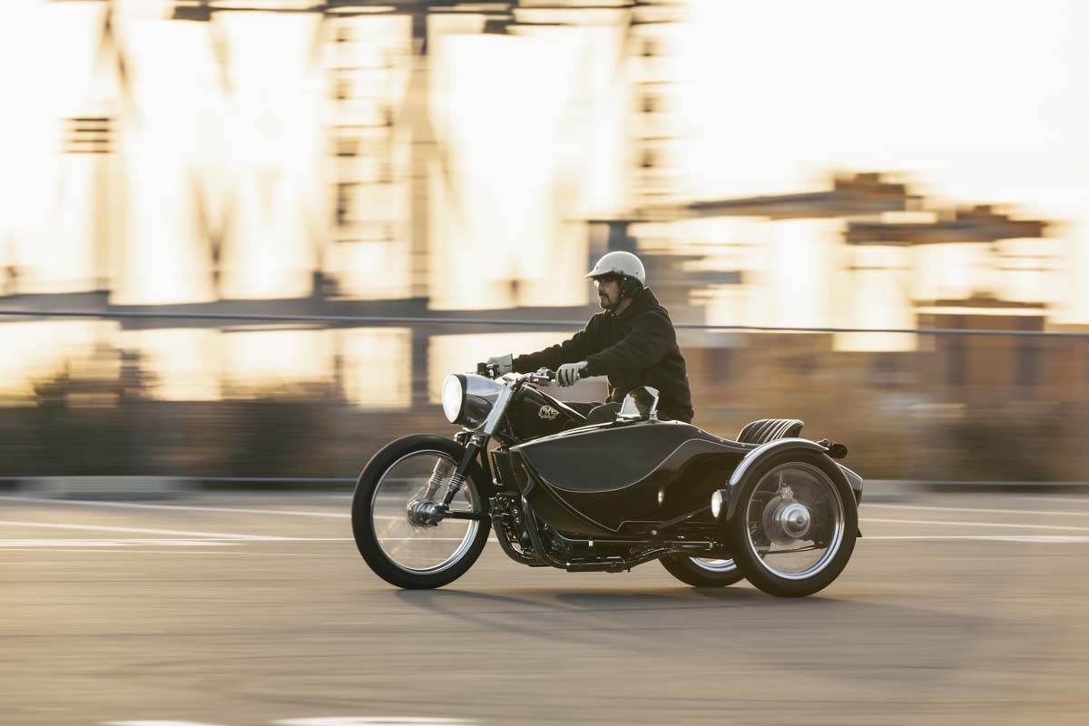 Cherry’s Company Royal Enfield Super Meteor 650 outfit