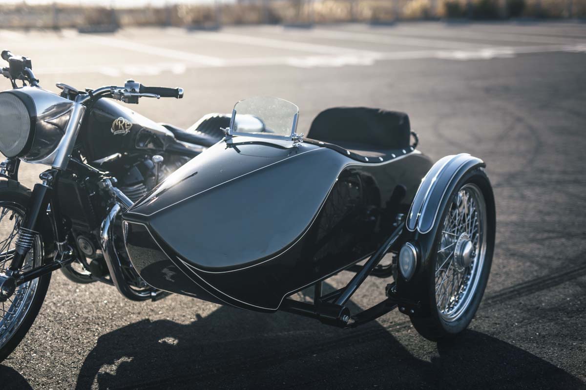 Cherry’s Company Royal Enfield Super Meteor 650 outfit