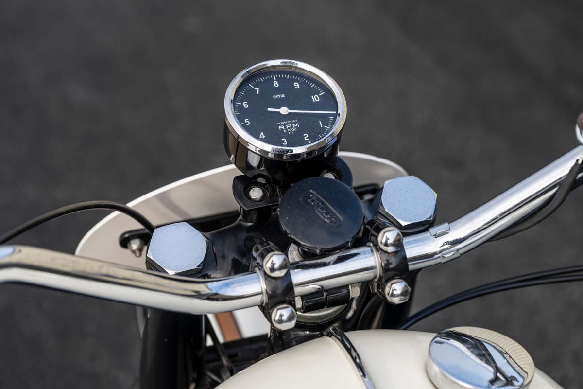 Triumph Bonneville T120 TT SPECIAL