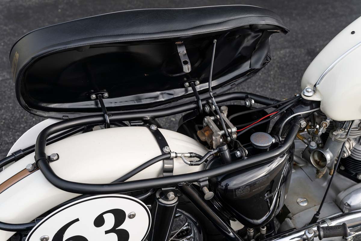 Triumph Bonneville T120 TT SPECIAL