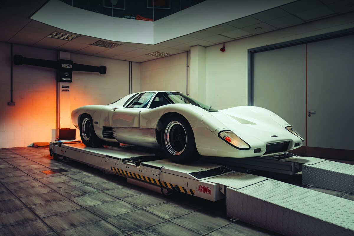 FEATURE - McLaren M6GT