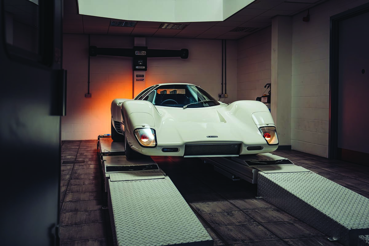 FEATURE - McLaren M6GT