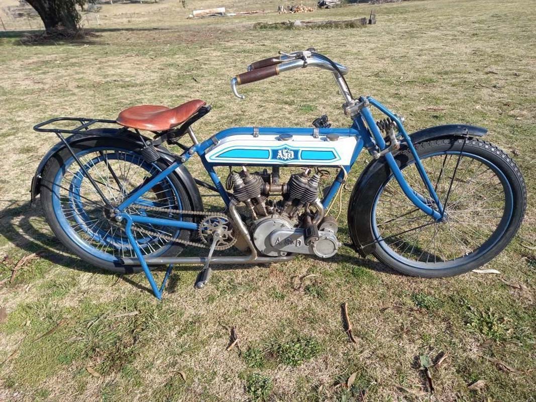 Rare and desirable classics on offer with Manshed Auctions at Bulli Antique M/C Weekend