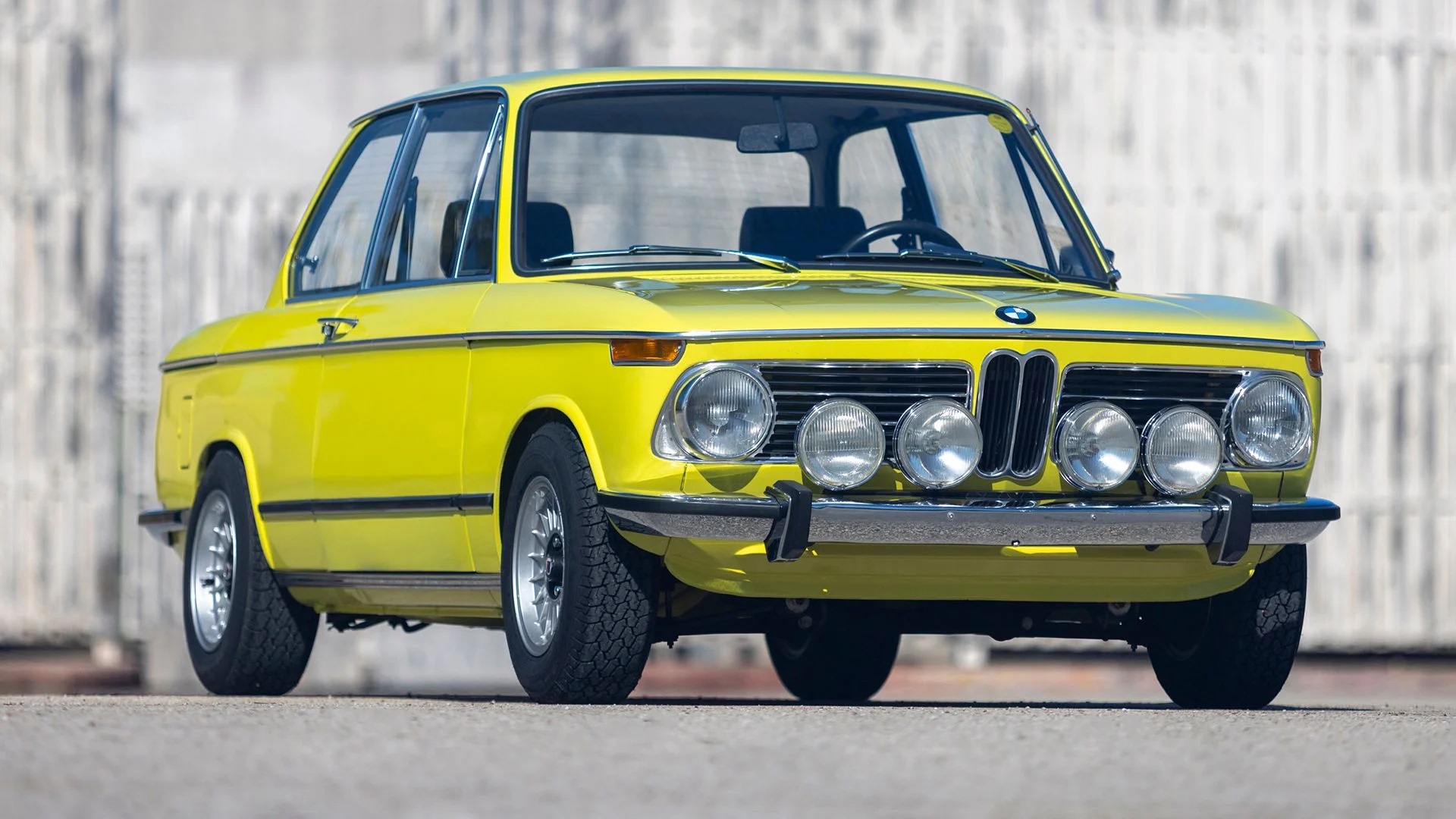 FEATURE - 1972 BMW 2002te Electric