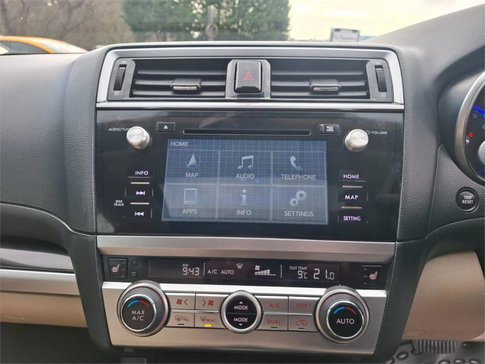 DEALER FOCUS – Oakridge Automotive