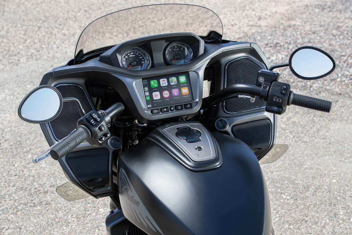 Indian adds Apple CarPlay to MY20 cruisers