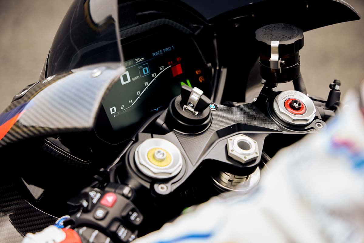 BMW previews 2023 M 1000 RR