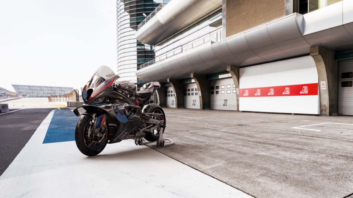 BMW previews 2023 M 1000 RR