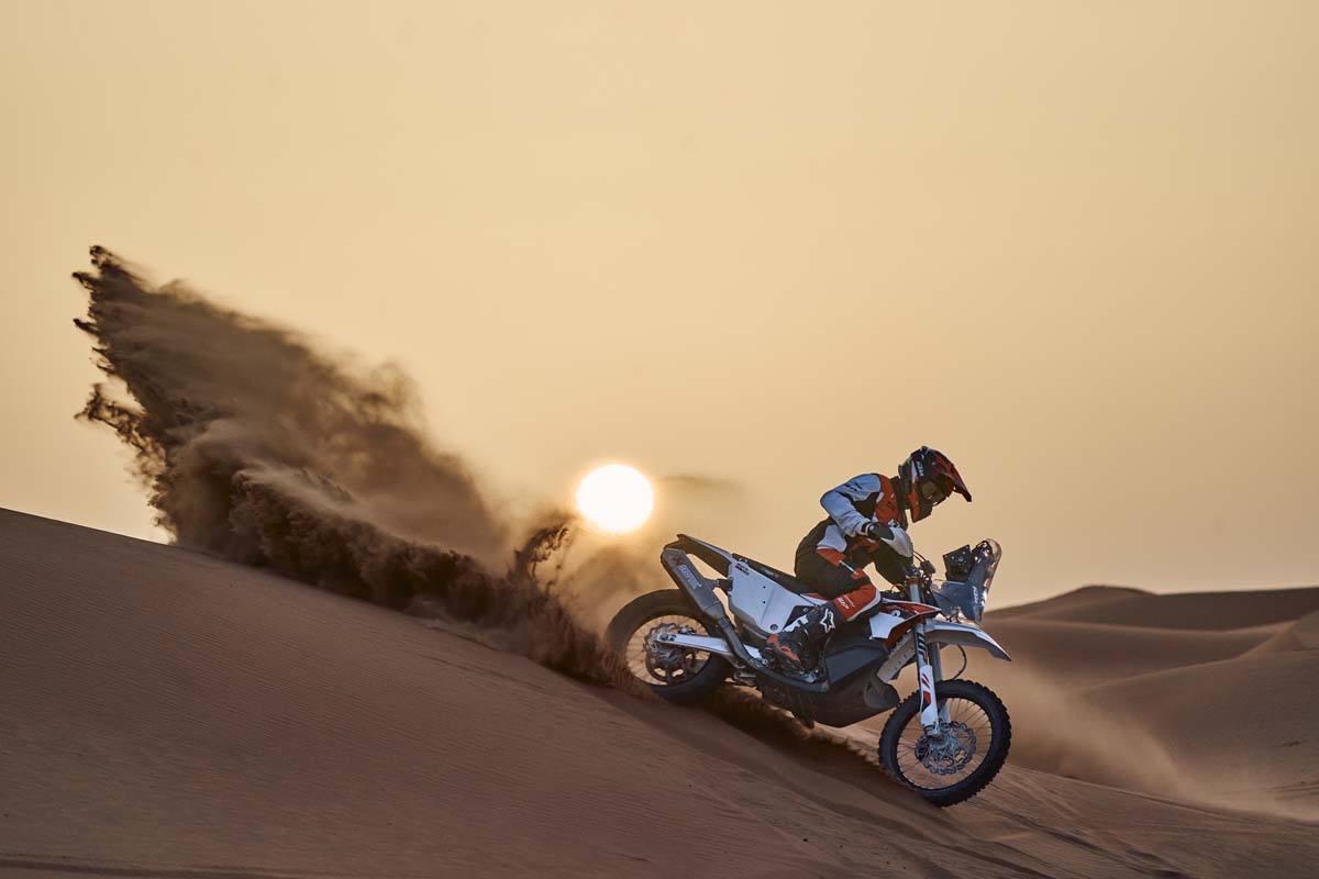 KTM reveals 2026 450 Rally Replica