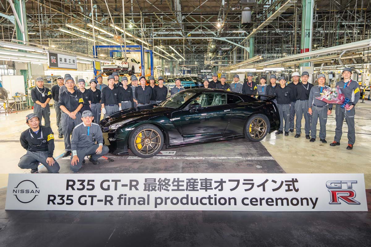Nissan builds last R35 GT-R