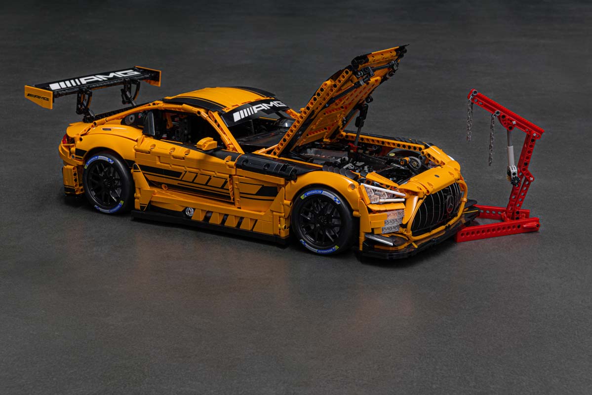 Mercedes-AMG GT3 brick model
