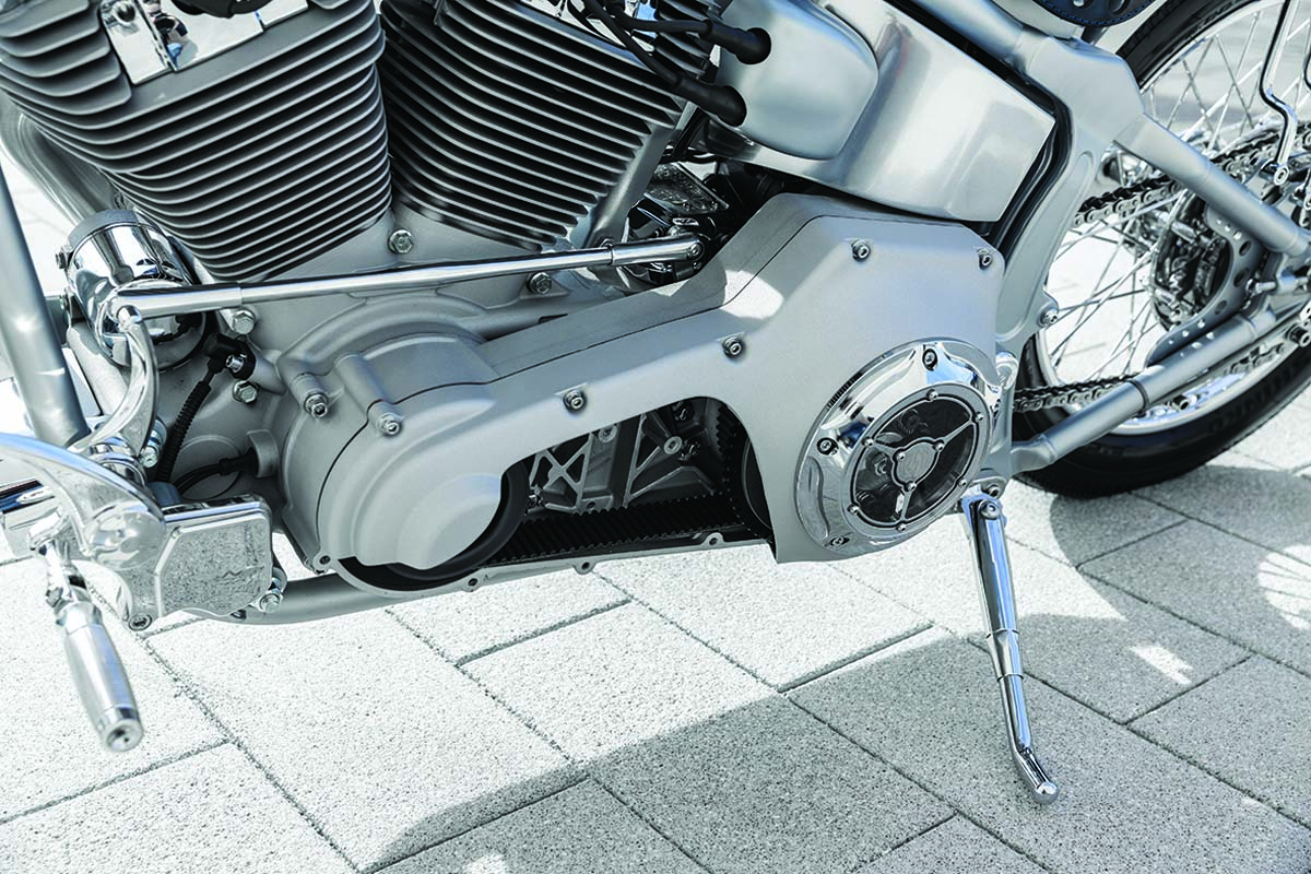 FEATURE – 2001 Harley-Davidson Softail custom