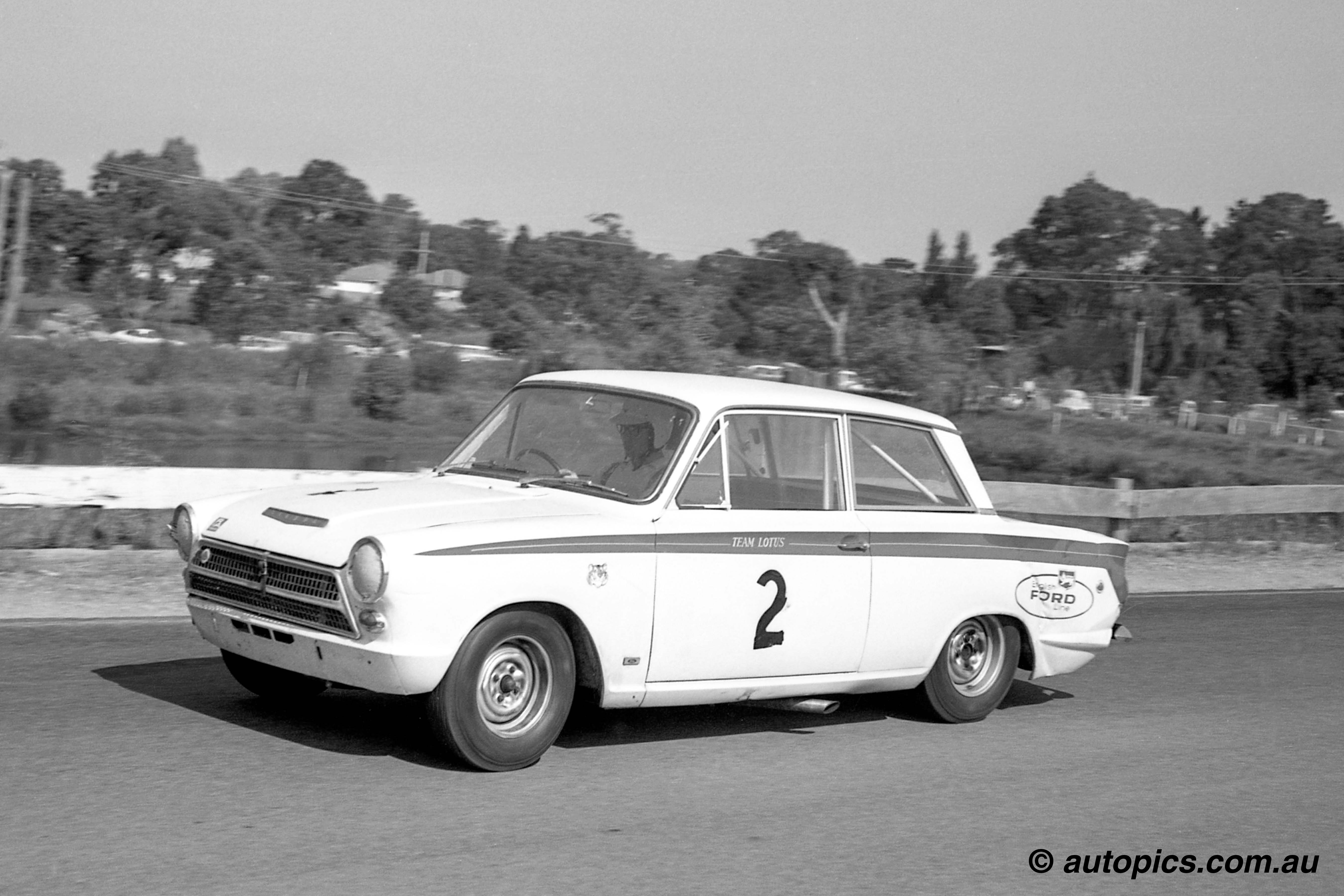 VALE Allan Moffat