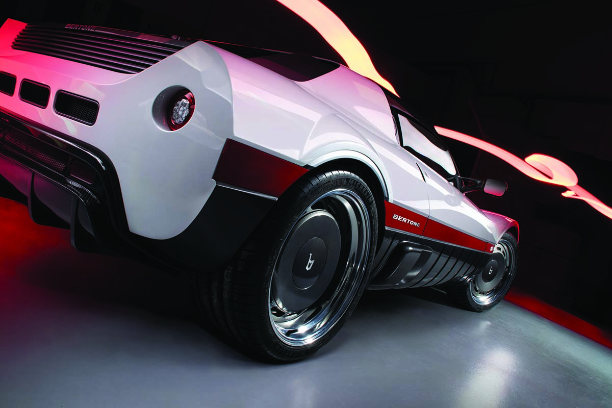 FEATURE - Bertone Runabout