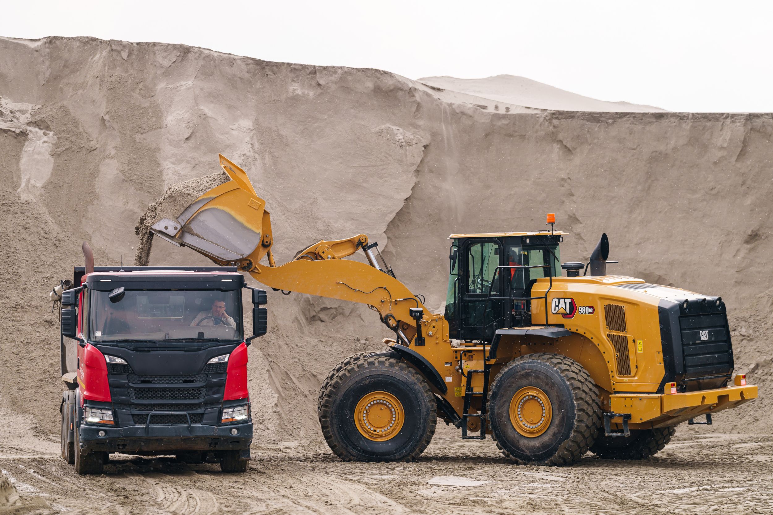 Caterpillar introduces 980 GC wheel loader
