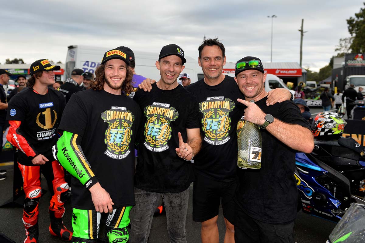 Edwards, Farnsworth win 2026 Australian Supersport Championship