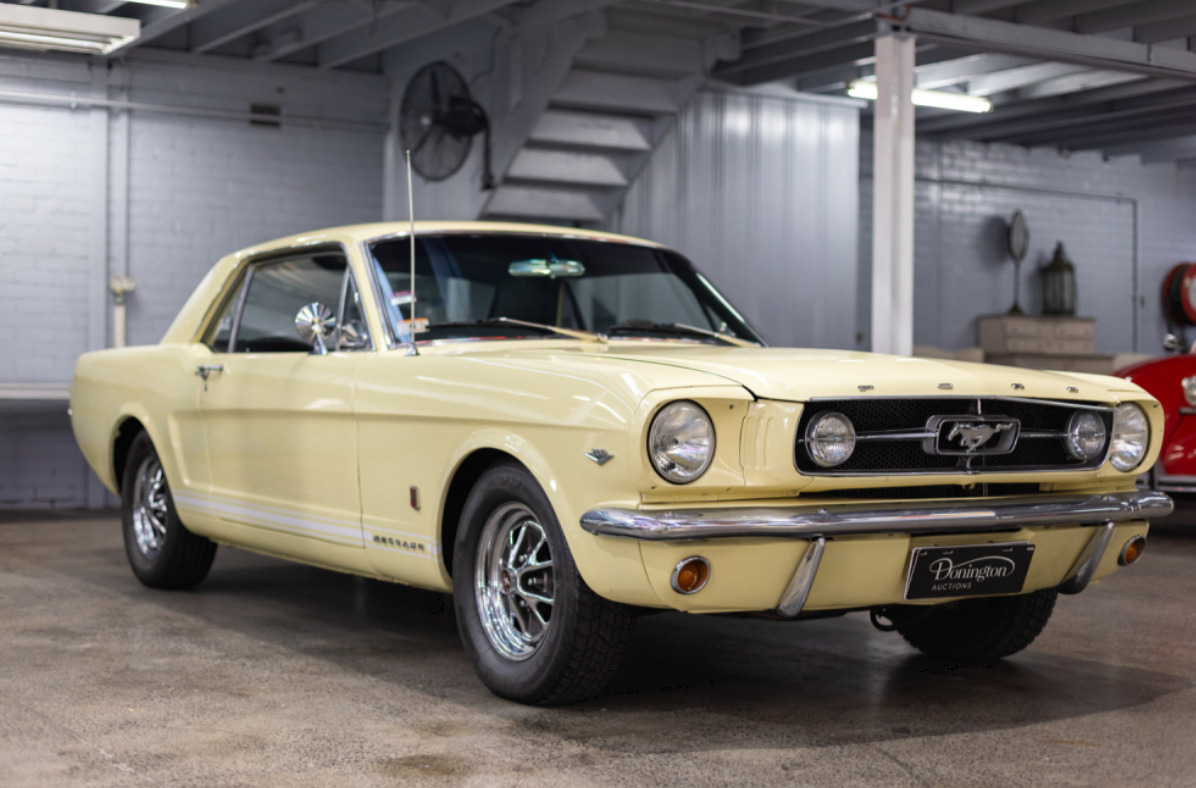 Last chance to bid on ‘The Garage’ Collection: Big Block Corvette leads 207-lot auction.