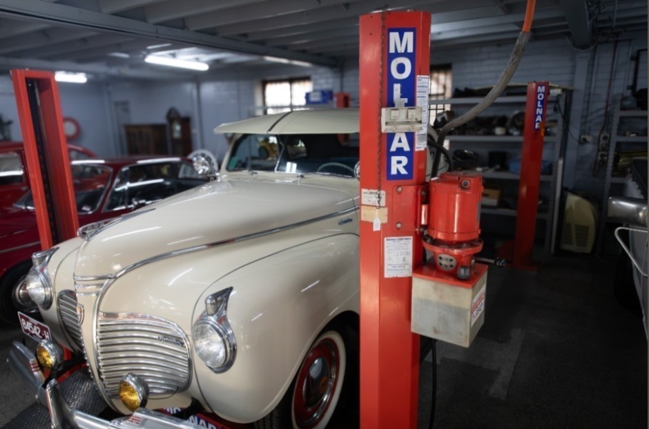 Last chance to bid on ‘The Garage’ Collection: Big Block Corvette leads 207-lot auction.
