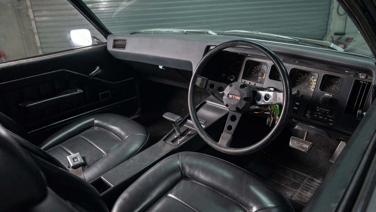 CLASSICS - 1973 Holden HQ Monaro GTS coupe