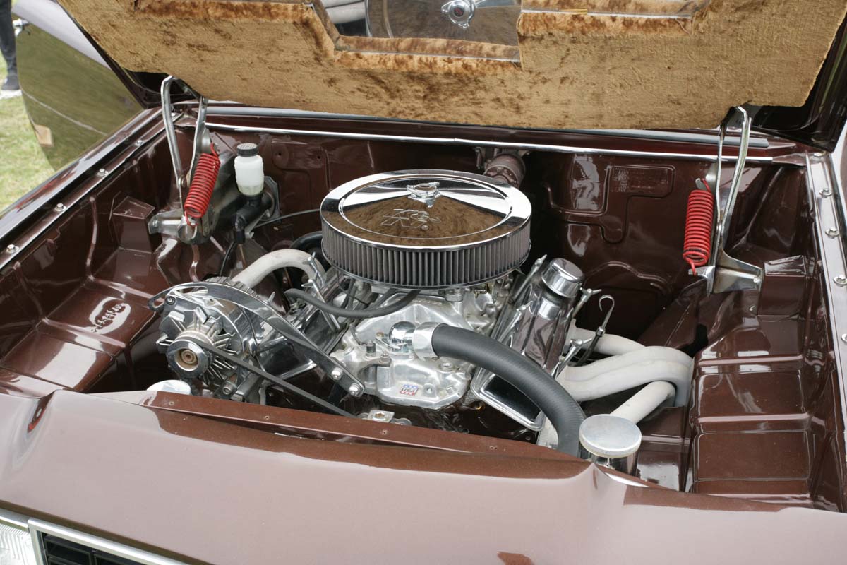 Geelong All Holden Day highlight – ‘Old Timer’ EJ custom panel van