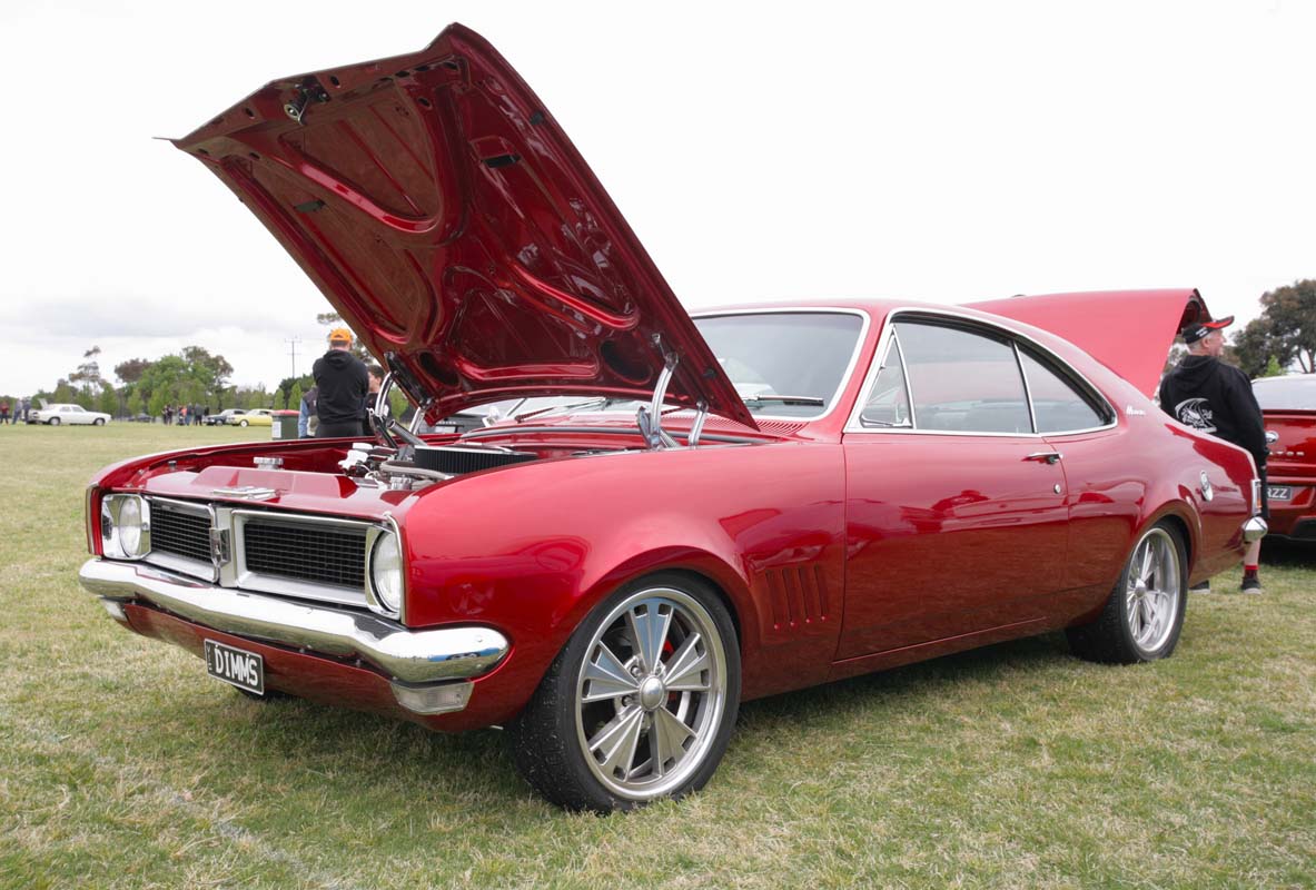 Geelong All Holden Day highlight – HG custom Monaro