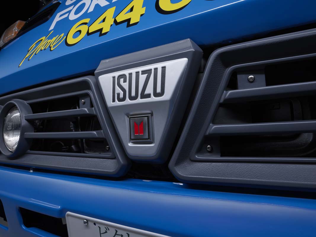 FEATURE – 1976 Isuzu Elf 350 tipper