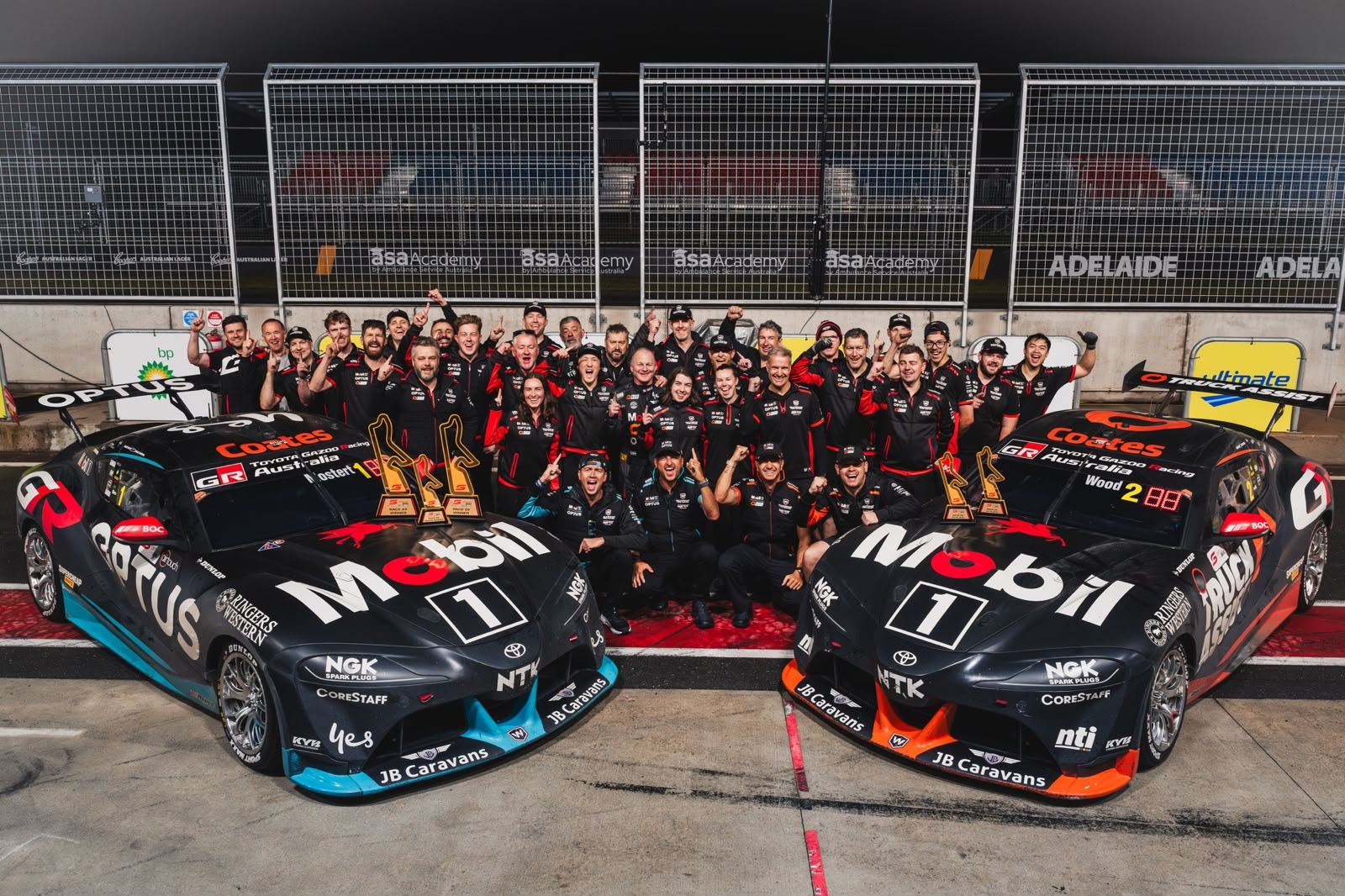 Toyota takes first Supercars enduro win