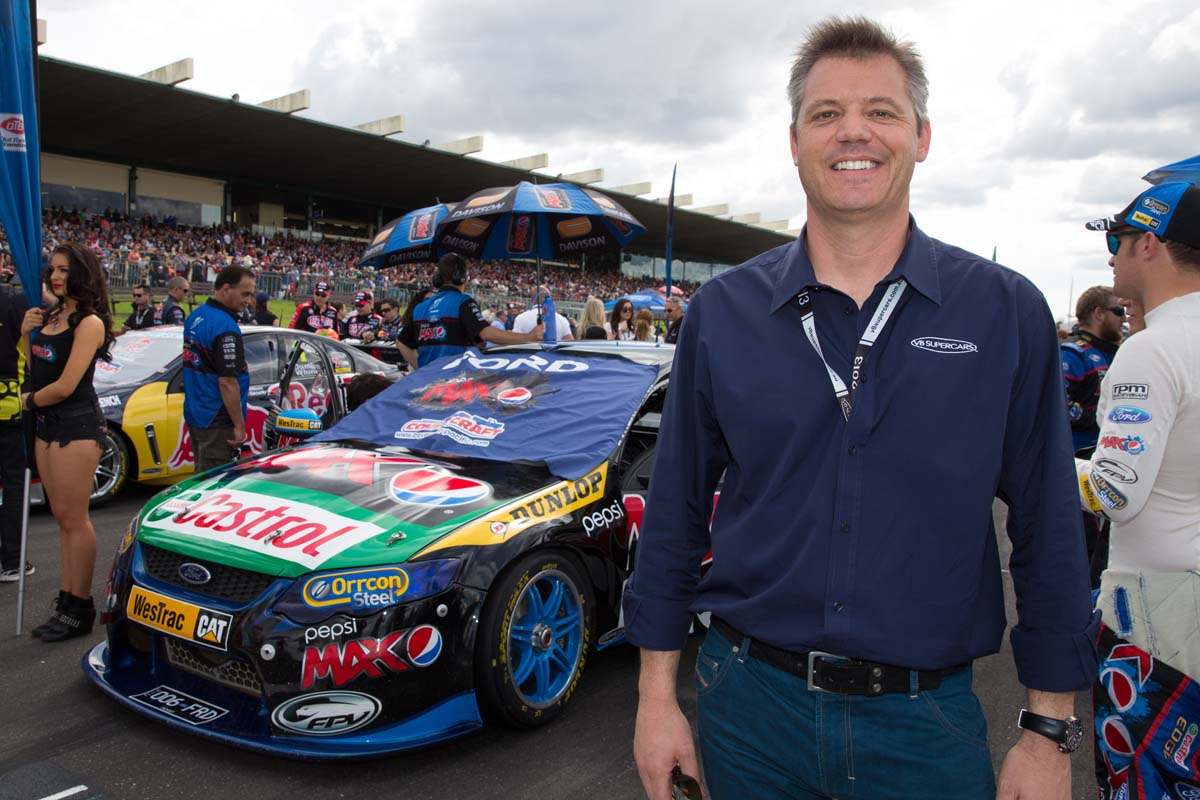 Warburton departs Supercars CEO role