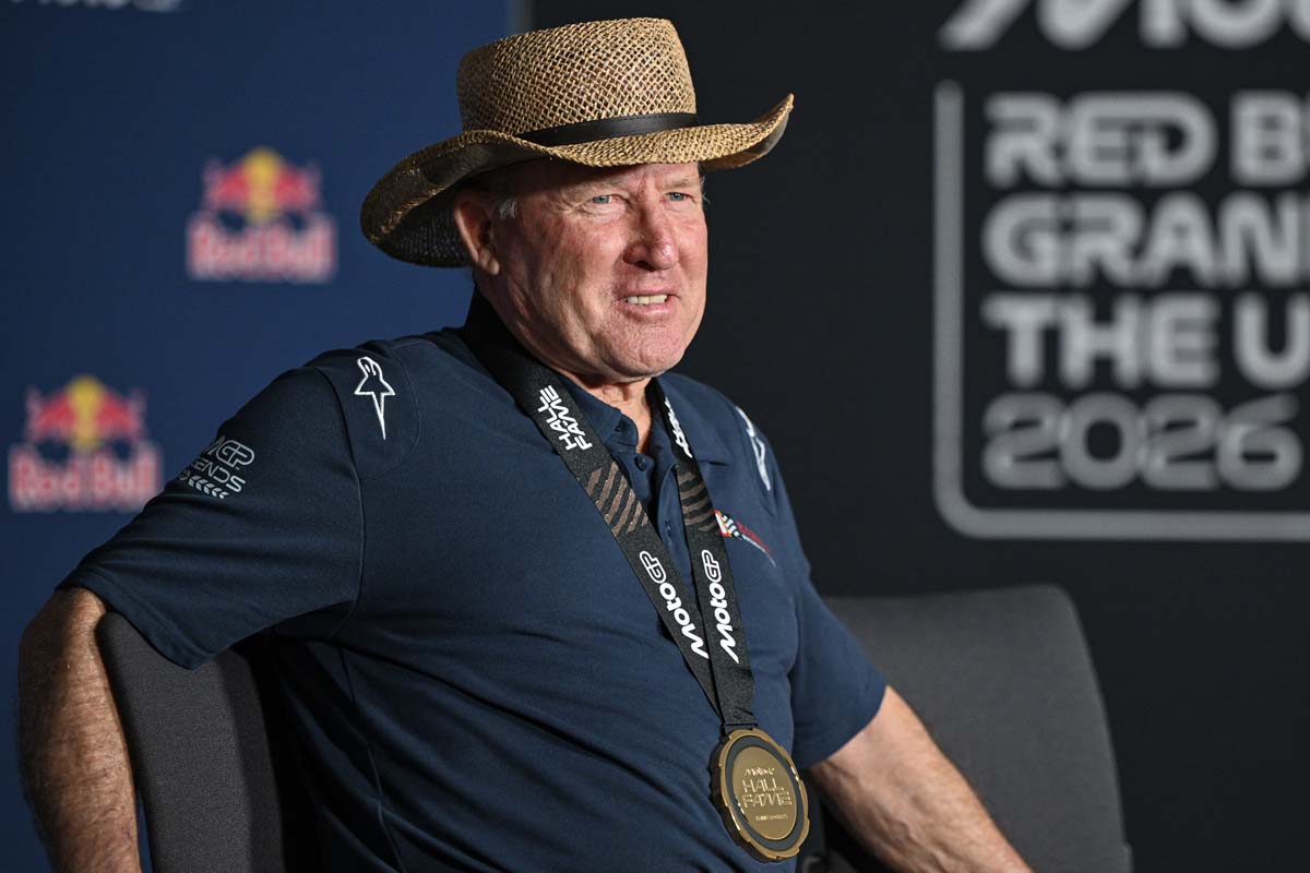 Kenny Roberts receives MotoGP Hall of Fame medal
