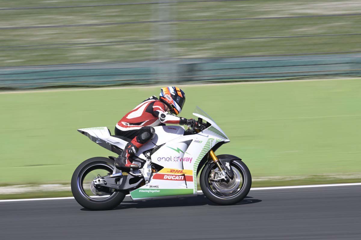 MotoE launches 2023 season
