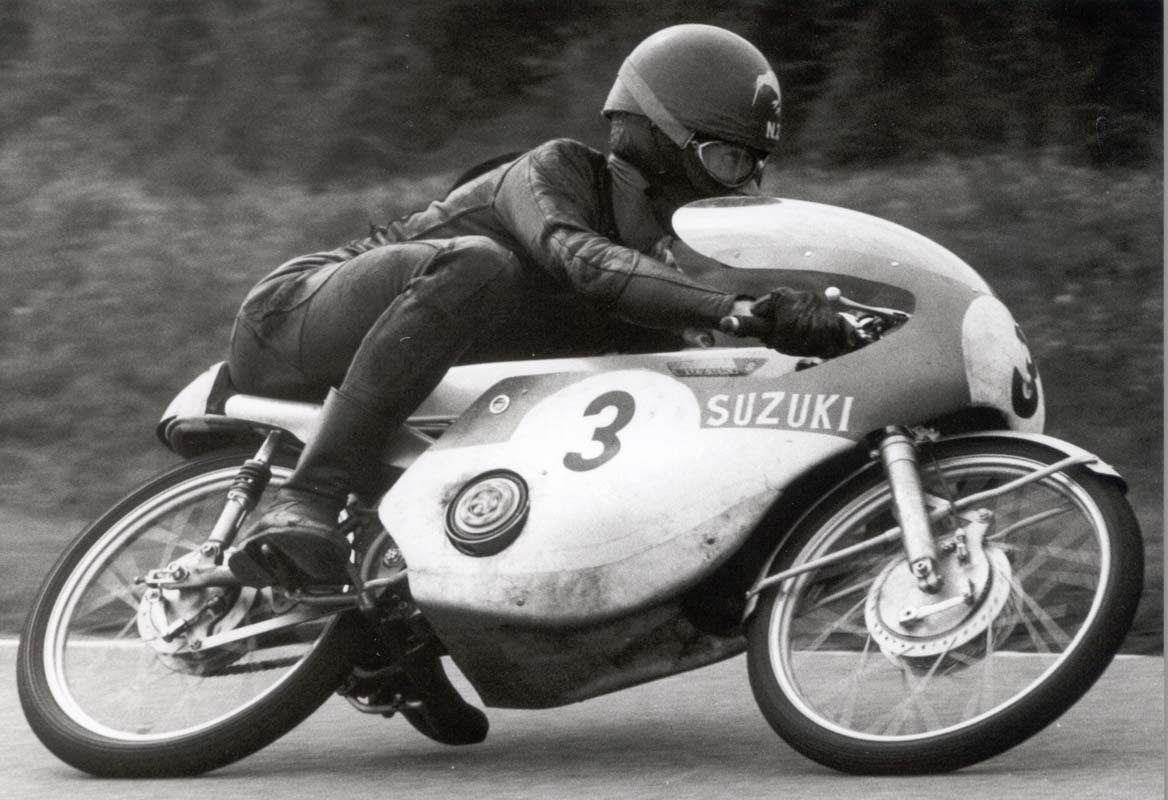 Hugh Anderson inducted as MotoGP Legend